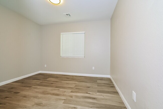 Building Photo - 8024 Carr Valley St