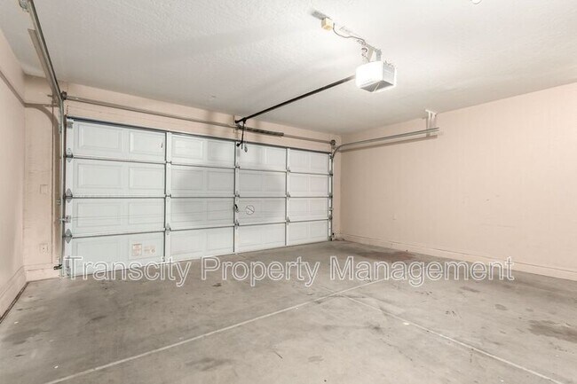 Building Photo - 30169 N Coral Bean Dr