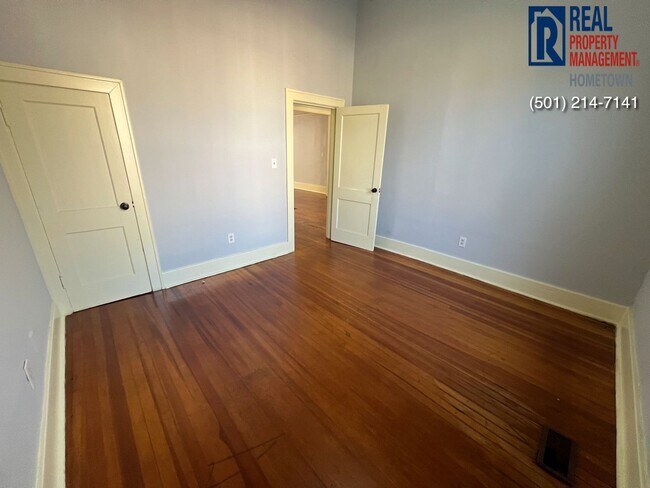 Building Photo - 1401 Cumberland St