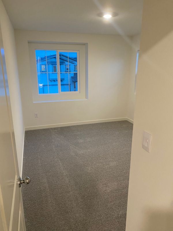 Building Photo - 1112 Buckwheat Wy