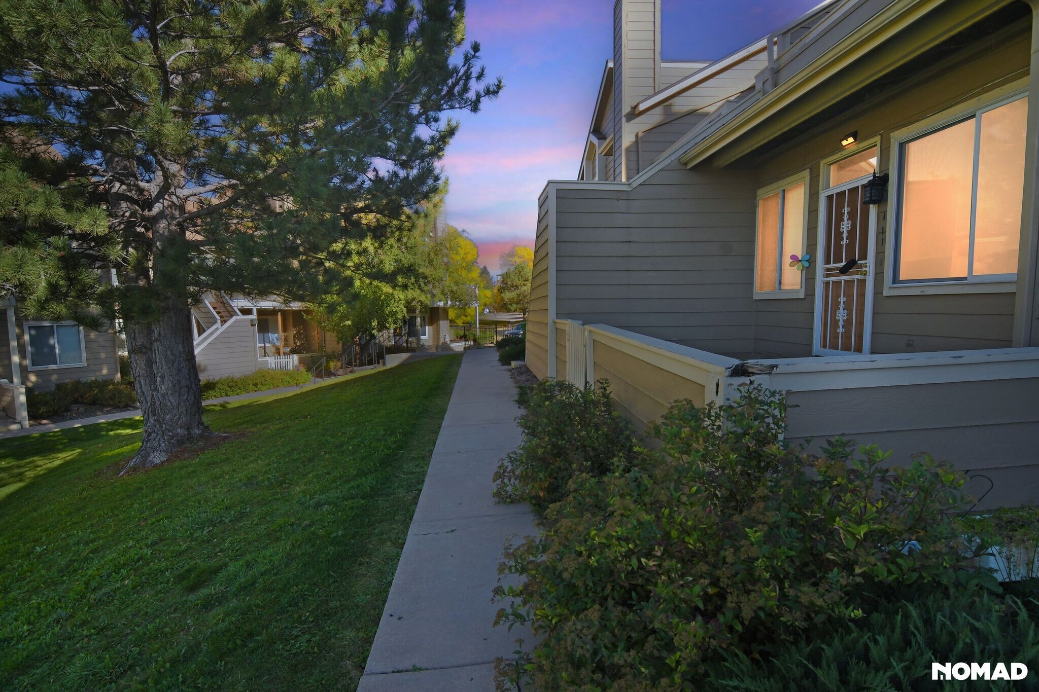 Nice quiet neighborhood to walk your dog - 1089 S Walden Way