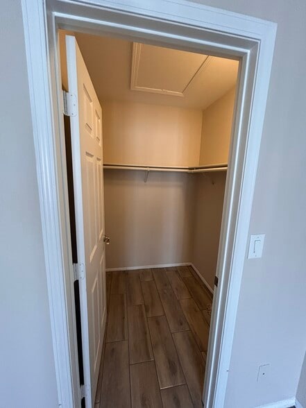 Building Photo - 7300 Pirates Cove Rd