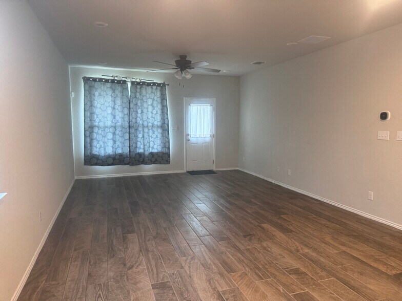 Building Photo - 3302 Rancho Grande