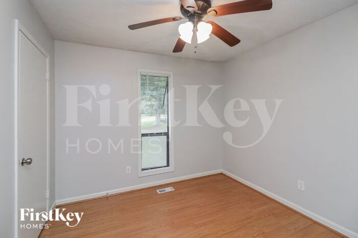 Building Photo - 2845 Tray Ct