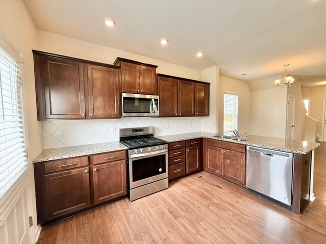 Building Photo - Spacious 4BD, 3BA Durham Home in a Prime Location Near Duke University, RTP, and RDU Airport