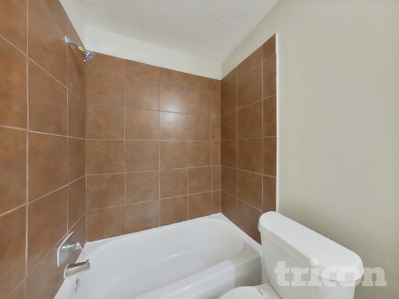 Building Photo - 16307 Bird Dog Ct