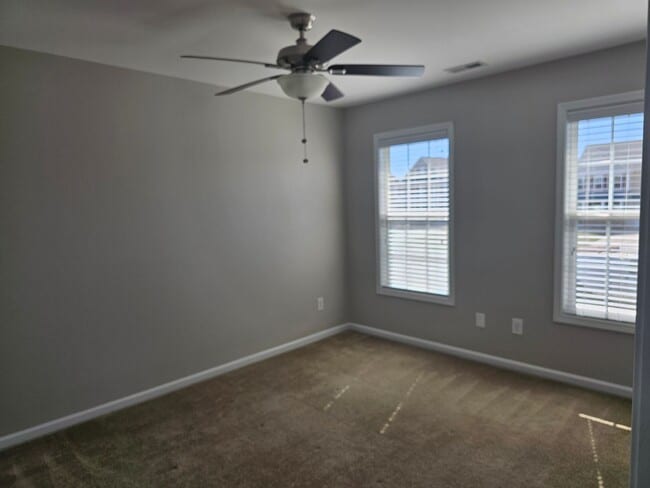 Building Photo - Marvelous 3 Bedroom Home in Lexington Plantation!