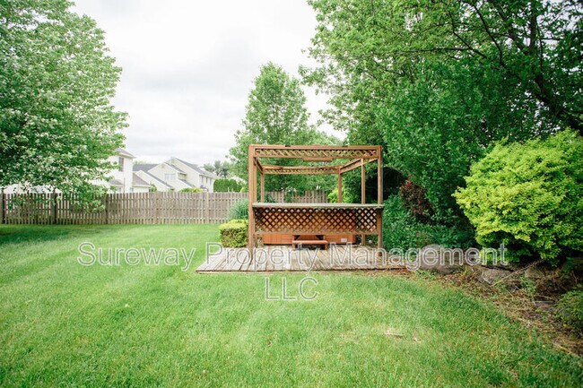 Building Photo - 50 Manchester Rd