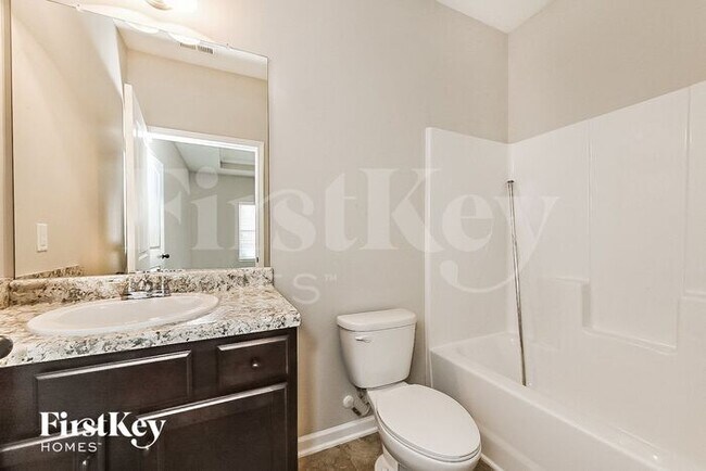 Building Photo - 1614 Stillriver Run Dr