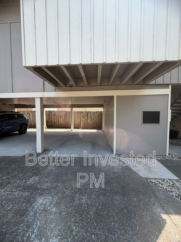 Building Photo - 92 Hendley St