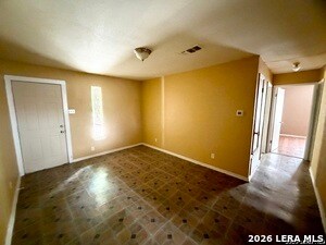 Building Photo - 115 Victor St