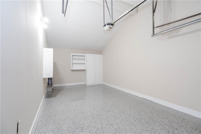 Building Photo - 2759 Shetland Ln NW