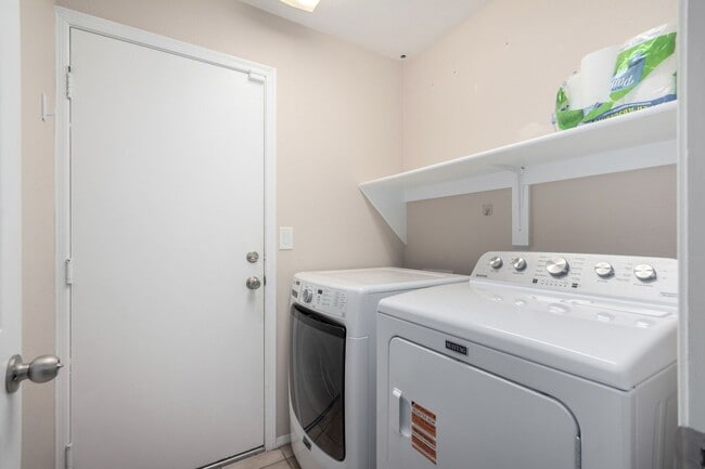 Building Photo - Perfect Ahwatukee Rental