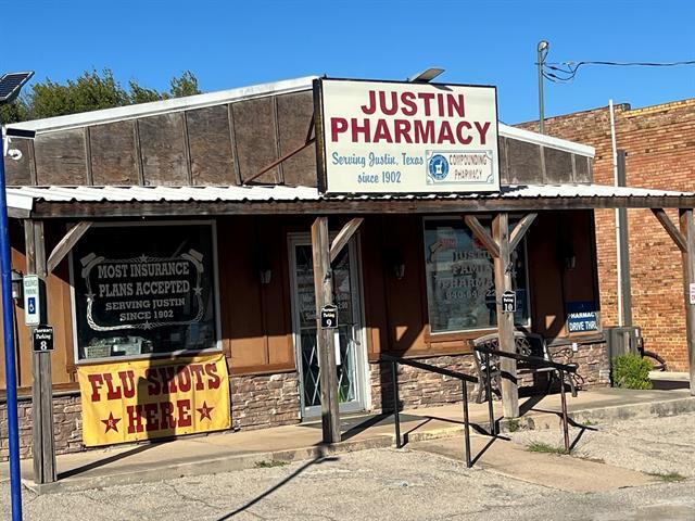 Building Photo - 603 N Denton Ave