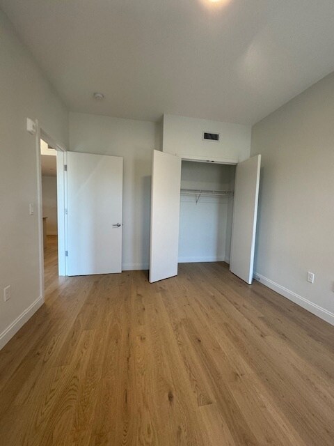 Building Photo - 59 Brighton Ave