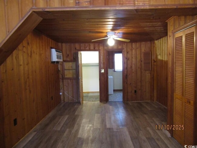 Building Photo - 500 25th Ave S