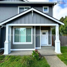 Building Photo - Vincent - 1539-1541 (Rainier Group)