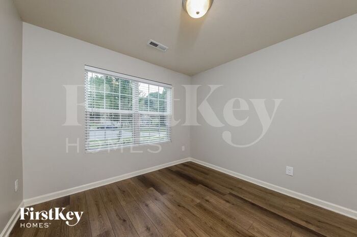 Building Photo - 136 Harmon Mill Ct