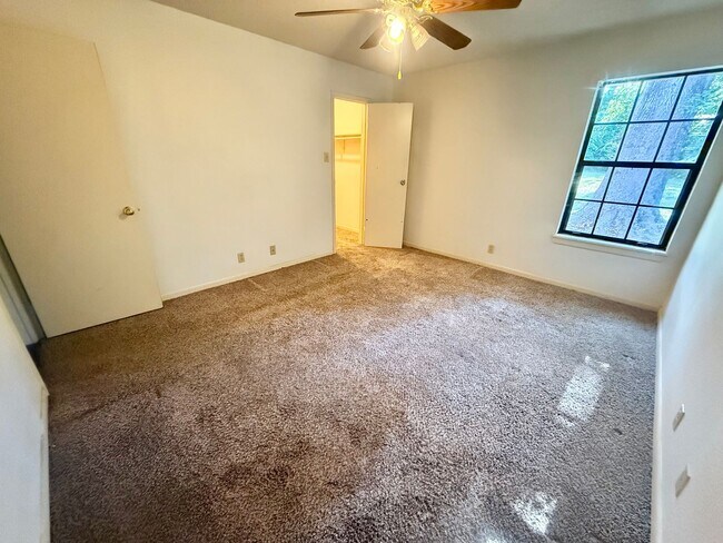 Building Photo - 11164A CR 137
