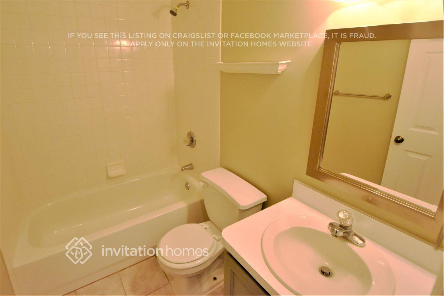 Building Photo - 769 Viscaya Blvd