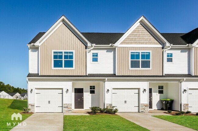 Building Photo - 10 Apricot Ln
