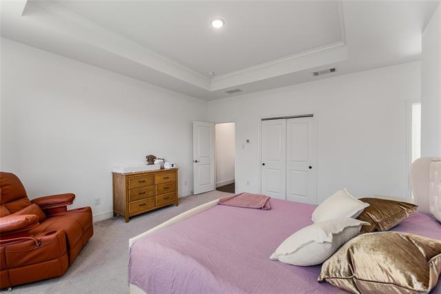 Building Photo - 1045 Bleriot Dr