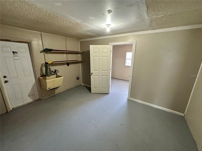 Building Photo - 6213 33rd Ave Cir W