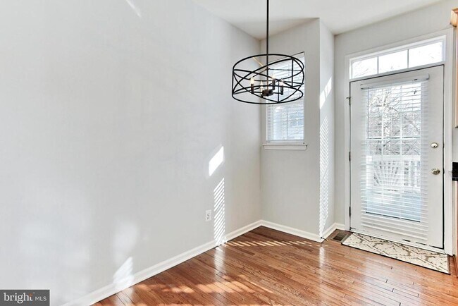 Building Photo - 20384 Bass Rocks Terrace