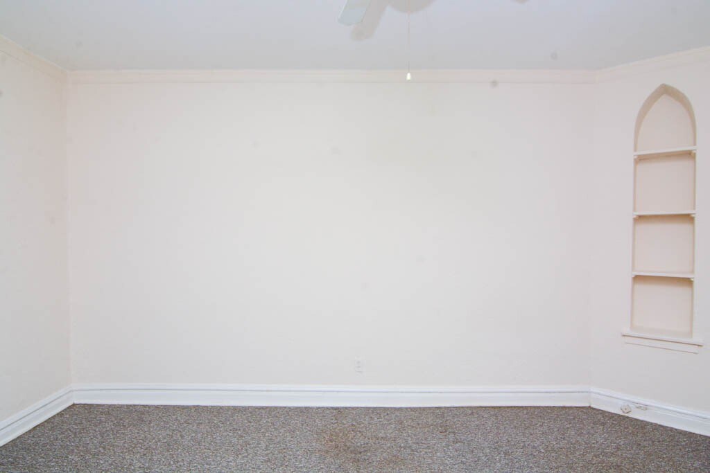 Building Photo - 4842 N Damen Ave
