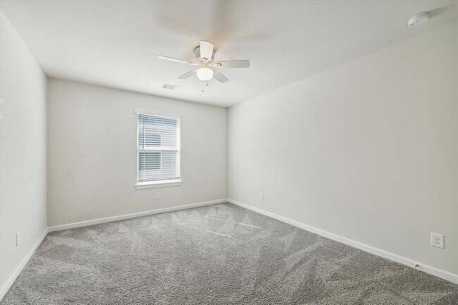 Building Photo - 9219 Edgeberry Dr