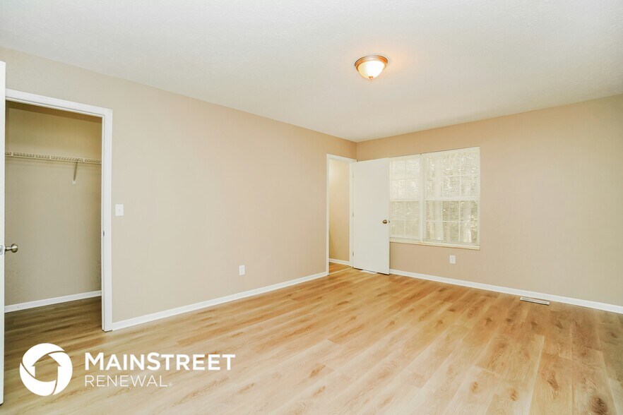 Building Photo - 1600 Tall Meadows Dr