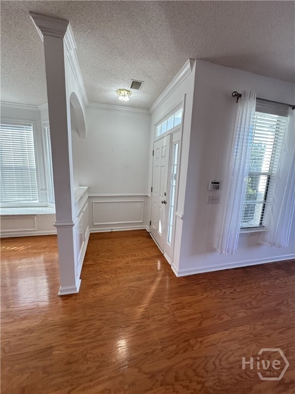 Building Photo - 4 Greatwood Wy