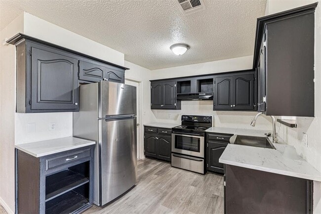 Building Photo - 1405 SW 77th Terrace