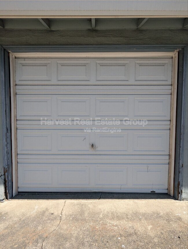 Building Photo - 22626 6th St