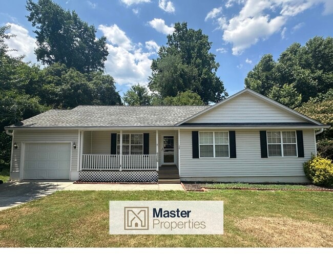 Primary Photo - 106 Mossy Oak Ln