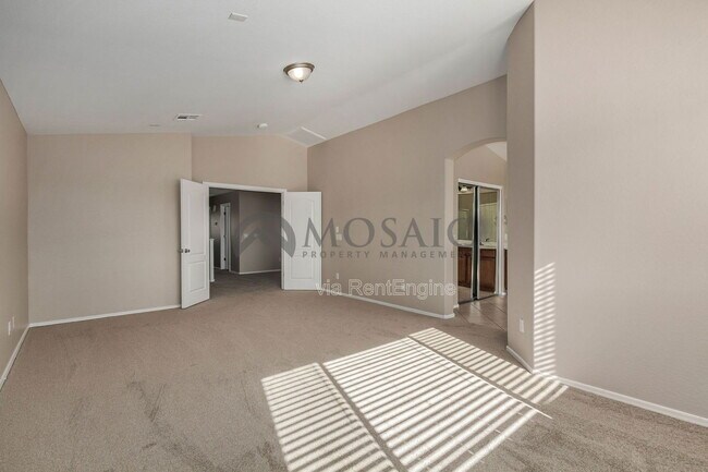 Building Photo - 5215 W Hasan Dr