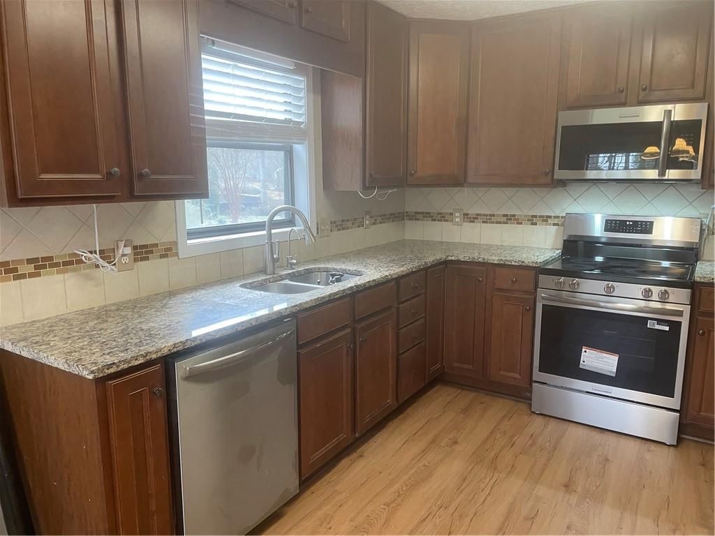 Building Photo - 516 Faith St