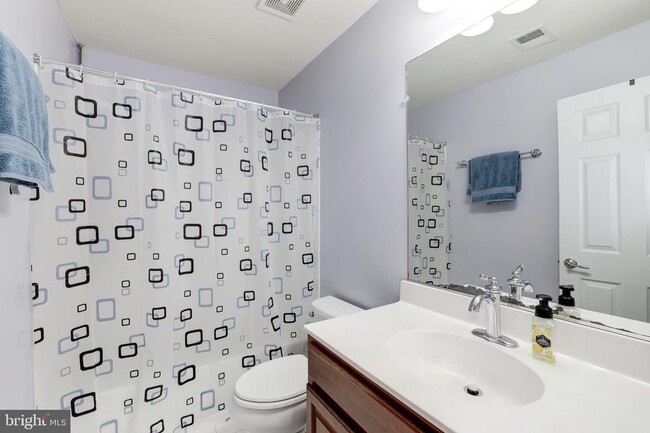 Building Photo - 43583 White Cap Terrace