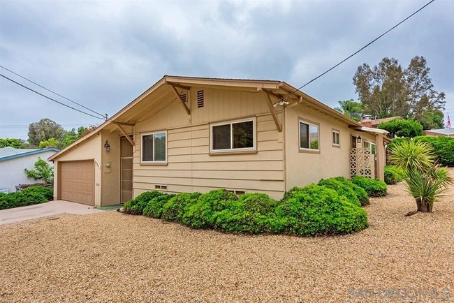 Building Photo - 5836 Baja Dr