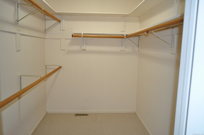 Building Photo - 59 Byron Dr