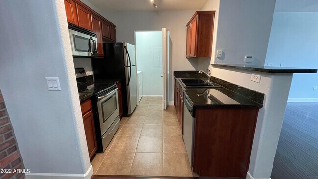 Building Photo - 3302 N 7th St