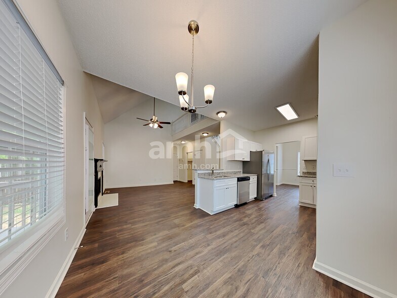 Building Photo - 378 Moreland Cir