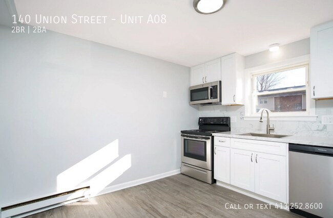 Building Photo - 140 Union St