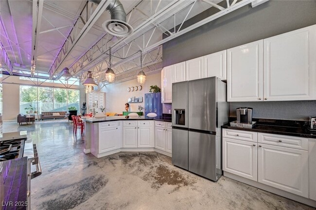 Building Photo - 5096 Thunder River Cir