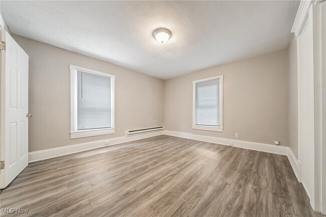 Building Photo - 2036 Lark St