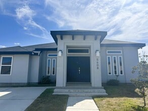 Building Photo - 5608 Palestine Dr