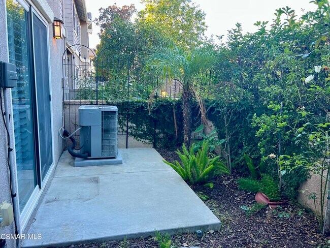 Building Photo - 2686 Night Jasmine Dr