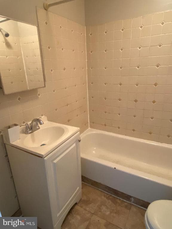 Building Photo - 2502 N Bouvier St