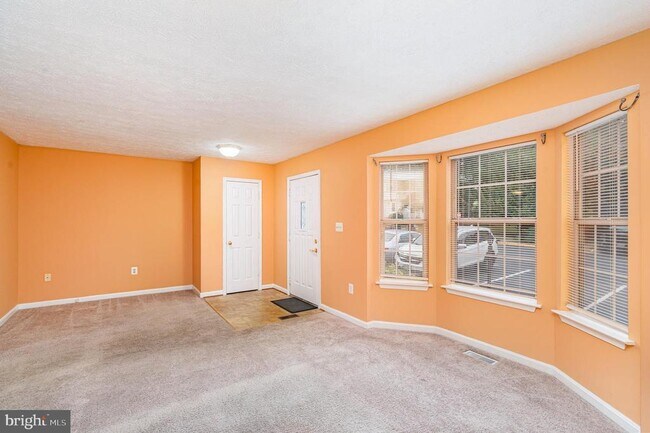 Building Photo - 409 Potomac Hills Dr