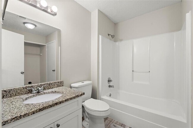 Building Photo - 5058 Jonesboro Rd